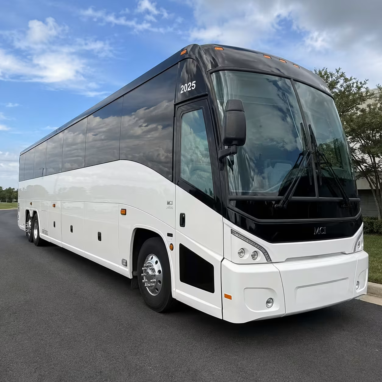 charter bus rentals for st george construction worksites