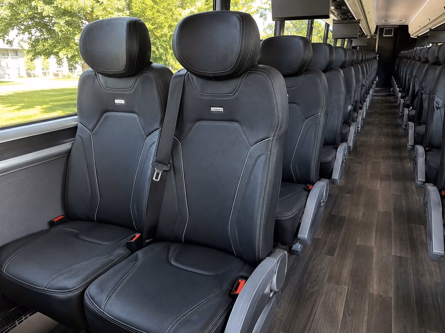 st george party bus rentals for bachelorette and bridal events