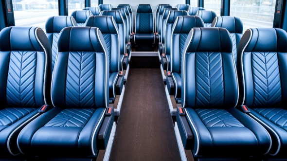 st george 18 passenger minibus rental