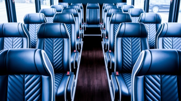 st george 30 passenger minibus rental
